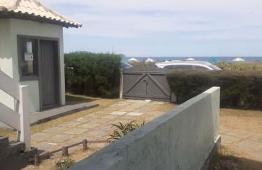 Apto Pé na Areia - Wi-Fi Gratuito - Tranquilidade à beira mar - Foto 13