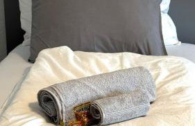 DUTTI'S HOME - Apartment B I 2 Rooms I 4 Beds I Kitchen I WiFi I TV I Parking I Autobahn - Foto 3