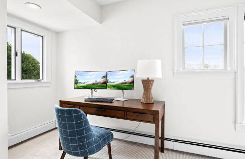 Cranberry Hill | 9 BR 22 Acre Estate | Sleeps 24 - Photo 59