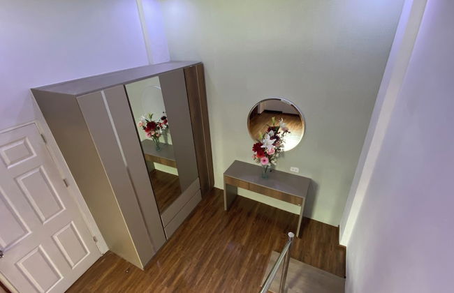 The Loft Living Space - Photo 17