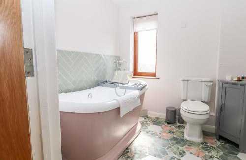 Baa Lamb Cottage - Photo 32