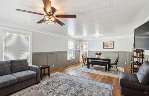 Charming Downtown McCloud Retreat home - Foto 22