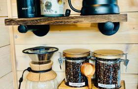 Couple’s retreat in Tiny Home w soaking tub/beach - Foto 11