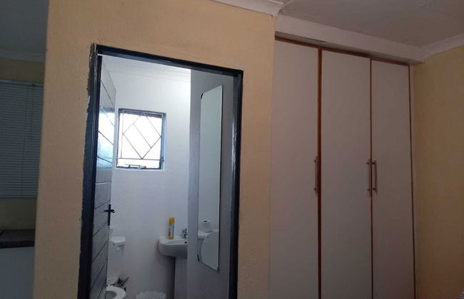 Zone 4 Motel and spa - Photo 4