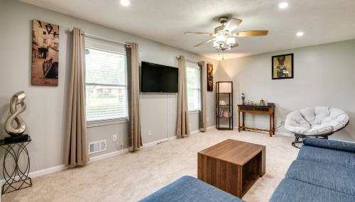 Family Home with Yard - 25 Mi to Downtown Atlanta! - Foto 5