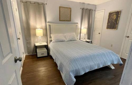 Cozy 2BR 2BA apt close to Siegen & Womans - Foto 9