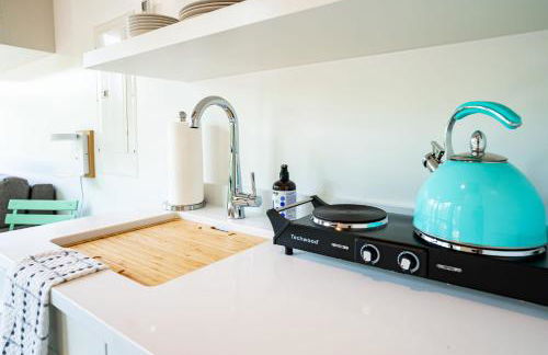 Cute Riverside Cabin w Hot Tub Fire Pit & Kayaks - Foto 15