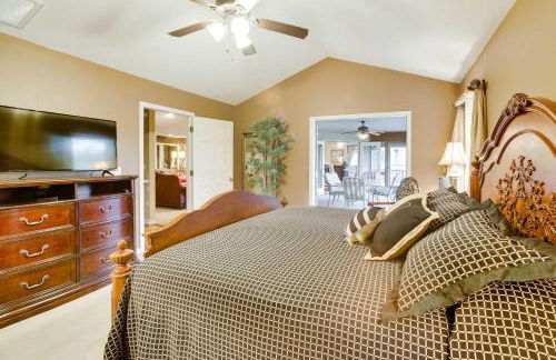 Home in Bella Vista with Deck and Lake Windsor Views! - Foto 16