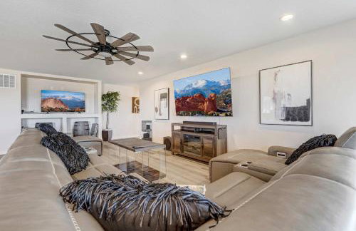 Luxury 4BD Retreat Game Room Panoramic View - Foto 7