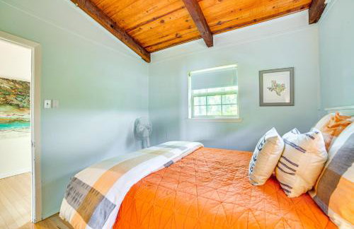 Live Lake Life! Enchanted Oaks Gem with Private Dock - Foto 15