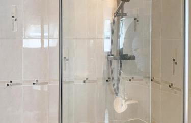 The Gables Poole, 3 Bedroom Penthouse Apartment - Photo 33