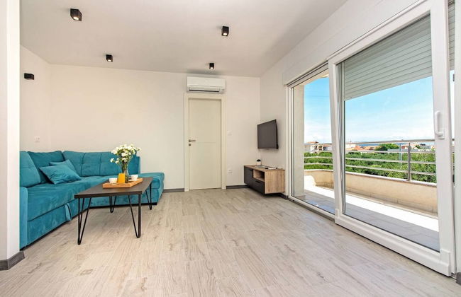 Modern Apartments With Private Balcony Kaštel Novi - Foto 22