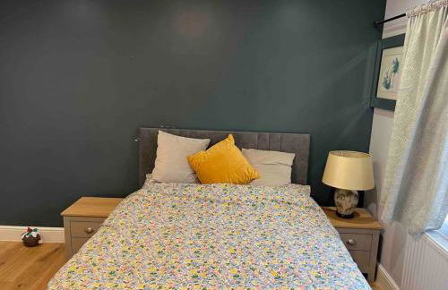 En-suite Double Room - Private Entrance & Free Parking - Foto 3