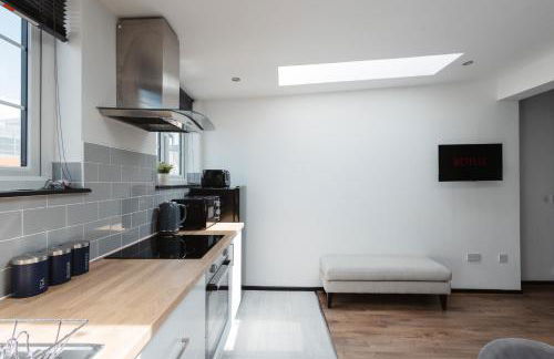 Two Bedroom Executive Pad by Traboule Properties Ltd - Foto 15