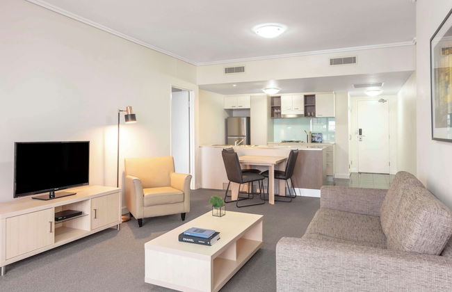 Oaks Brisbane on Charlotte Suites - Photo 27