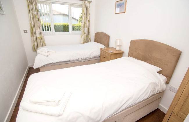 Stoneleigh Village - Photo 5