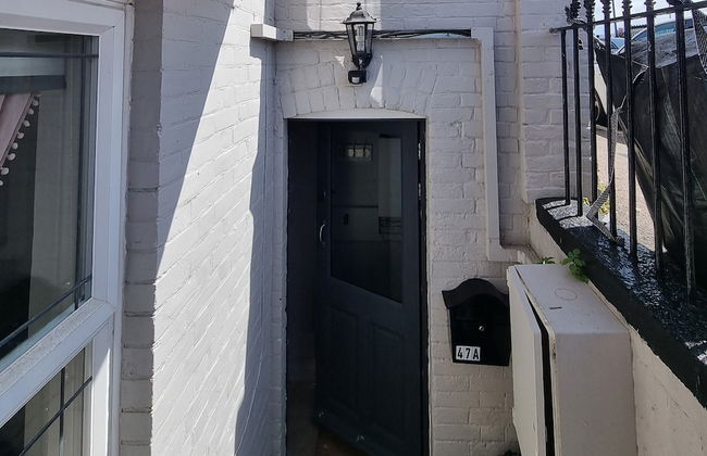 Apt - Sleeps 4/5 - Garden - Parking - Foto 8