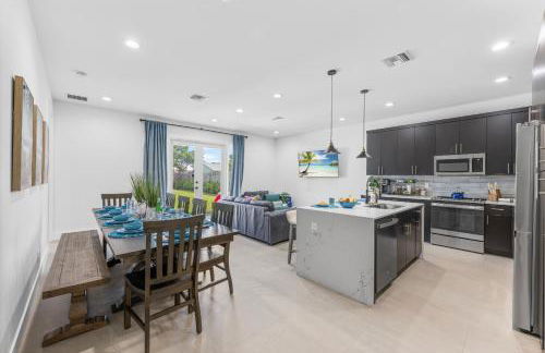 Luxe Comfy Villa, Pool, Location, Parking - Foto 18