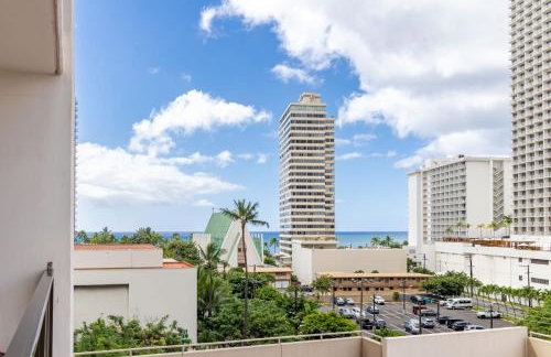 7FL Remodeled, Close to Beach & Dining with Free Parking - Photo 104