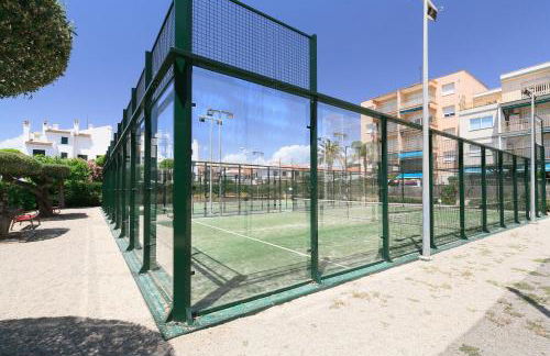 UHC SOL CAMBRILS PARK - Photo 35