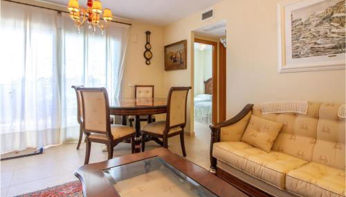 3 Bedroom Stunning Apartment In Calpe - Photo 5