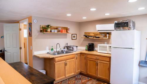 Helper Apartment - Photo 3