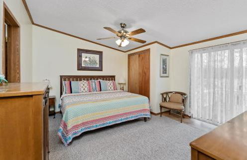 Picture Perfect Dual Home on the Lake - Foto 37