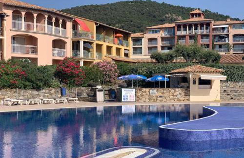 Beau 2 pièces, Magnifique vue mer et piscine - Photo 26