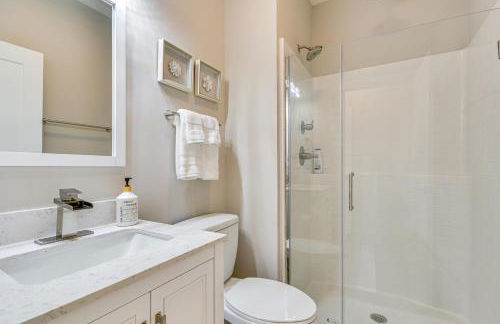 Hike and Ski Mtn-View Retreat in Maggie Valley! - Foto 18