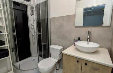 Sous la tour - Foto 40