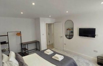 Modern 1 Bedroom Apartment Town Centre Camberley - Foto 11