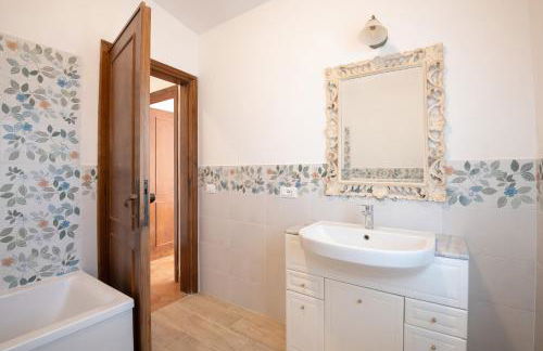 Villa immersed in green Isola dei Cavalli - Foto 22