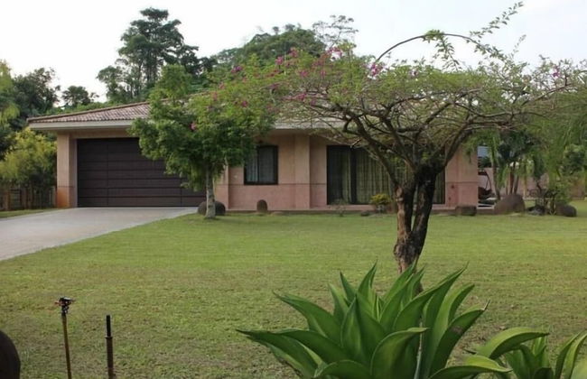 Tainan California Villa - Photo 1