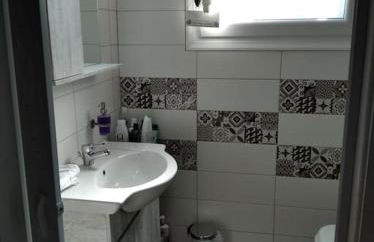 Οικία με αυλή και πάρκινγκ, μέσα στο κάστρο της πόλης - Foto 9