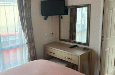 Unobstructed Sea Views , Rockley Park , Poole - Photo 20