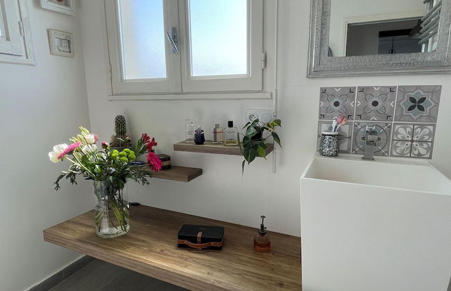 Unusual Duplex With Garden - Foto 15