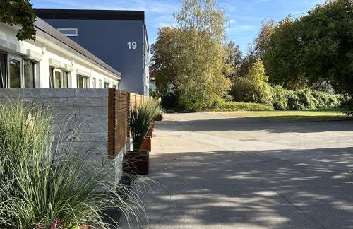 FIDSCHI'S Apartment + Hotel - Photo 7