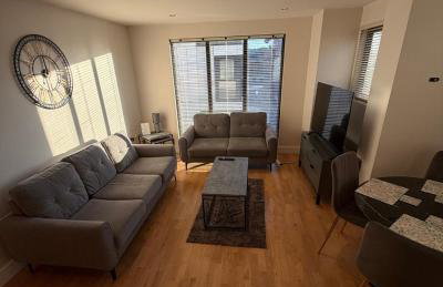 Central Liverpool 2-Bed Balcony Apartment by StaySavvy Accommodation - Photo 11