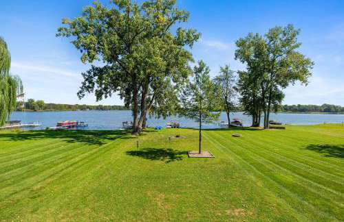 Lakefront Home on Pike Lake with Private Dock and Firepit - Foto 24