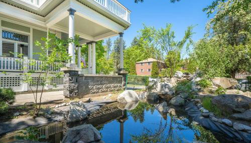 Historic Manor with 8 BDRMS 9 BATHS & 3 Kitchens - Foto 4