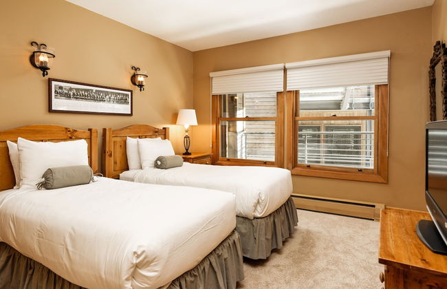 Durant Condominiums by Frias - Foto 15