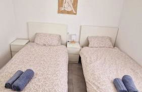 Casa del sol, Las Ocas urbanizacion,2 bedrooms , 2 bathrooms,solarium ,nice swimming pool and barbecue - Foto 5