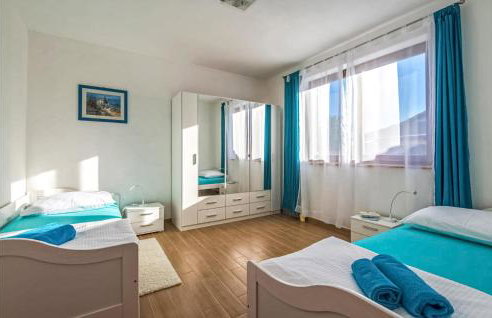 4 Bedroom Amazing Home In Benkovac - Foto 31