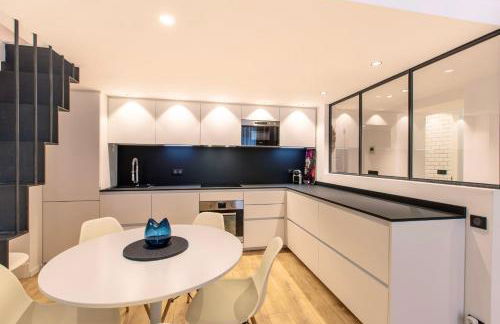 COURS SALEYA Renovated 3 Bedrooms 1 min to Beach Air Conditioning - Foto 49