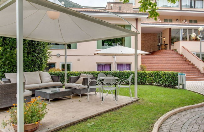 Family Escape With Pools and Sauna - Foto 1