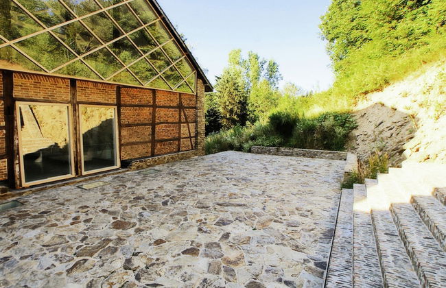 Grand Retreat in Redu - Photo 27