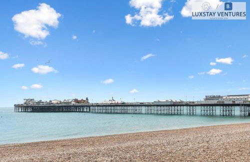 Spacious 3 Bedroom Brighton Home - South Downs - Stunning Sea Views - Garden - Pool Table - FREE Parking - Foto 48