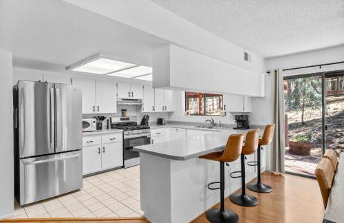 Pet Friendly Retreat in the Pines Minutes from Downtown Flagstaff - Photo 18