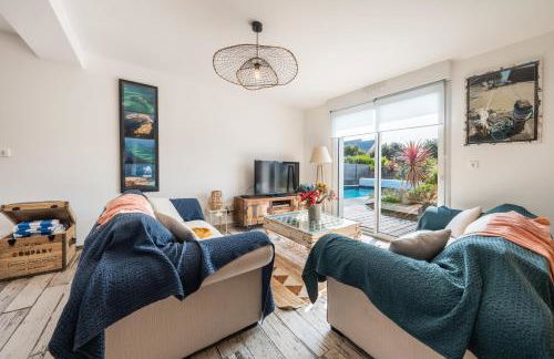 Villa avec piscine privée, sauna, jardin et parking - Foto 4