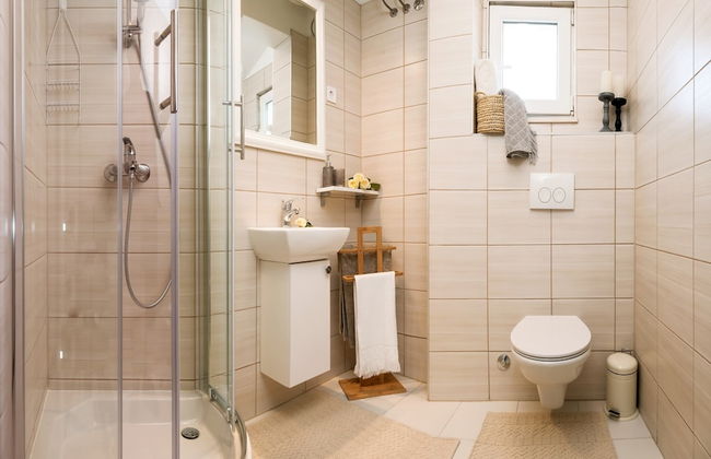 Luxury Villa Lelu With Heated Saltwater Pool, Parking, High Speed Internet, Bbq, el. car Charge T2 - Foto 26